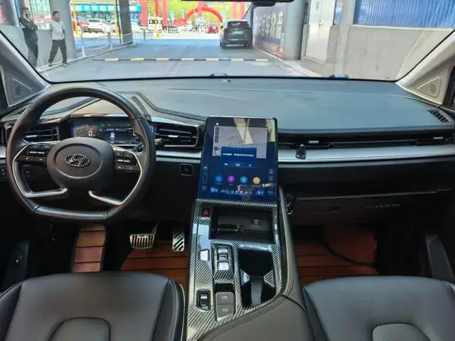 HYUNDAI CUSTO 2022