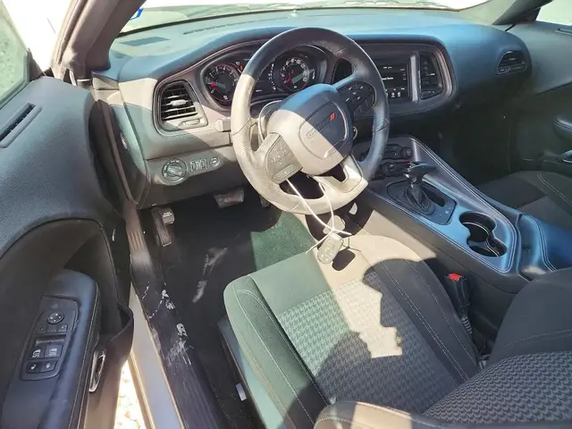DODGE CHALLENGER SXT 2023