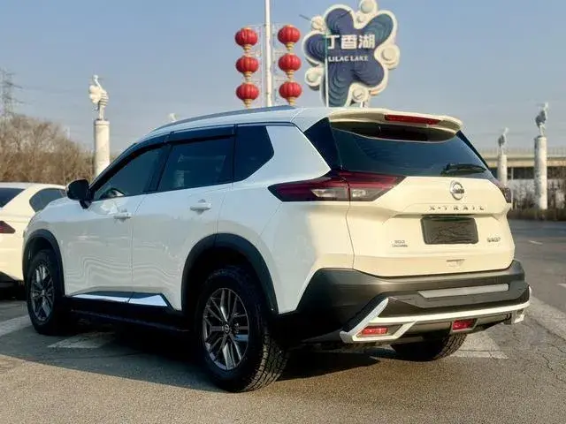 NISSAN X-TRAIL 2021