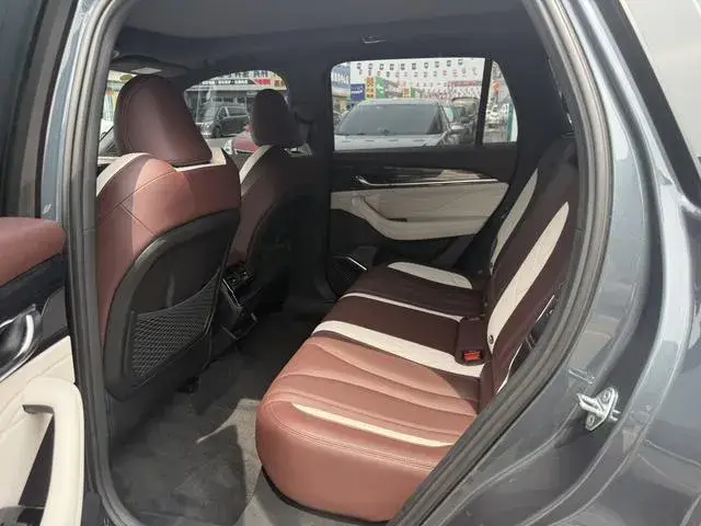 GEELY MONJARO 2022