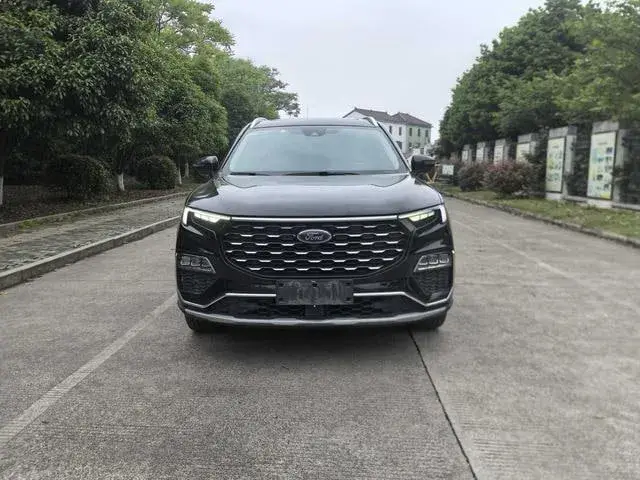 FORD EQUATOR PREMIUM MODEL 2022