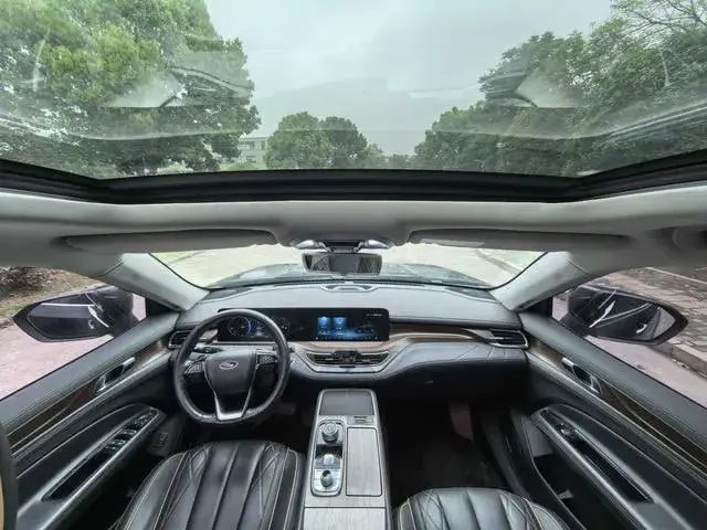 FORD EQUATOR PREMIUM MODEL 2022