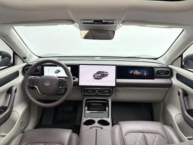 LEAPMOTOR C11 PREMIUM 2024
