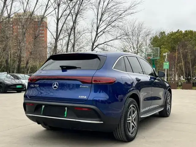 MERCEDES-BENZ EQC 2021