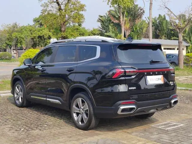 GEELY OKAVANGO 19-ДЮЙМОВЫЕ ЛЕГКОСПЛАВНЫЕ ДИСКИ 2023