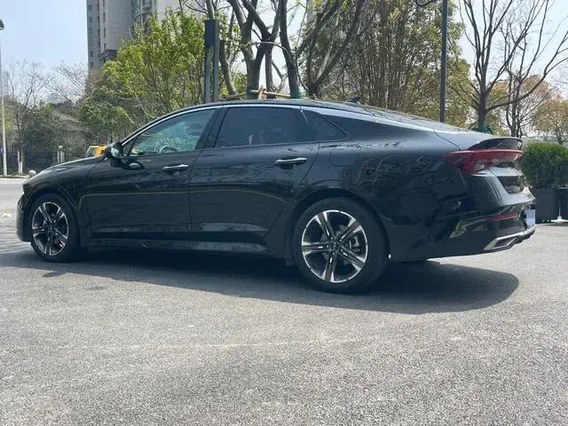KIA K5 2021