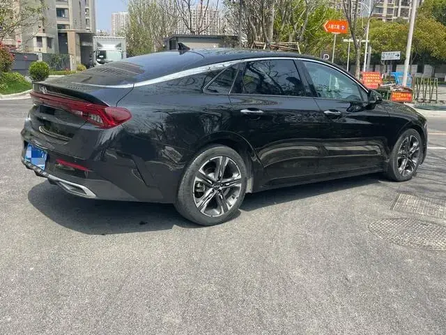 KIA K5 2021