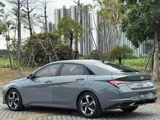 HYUNDAI ELANTRA ELITE 2021