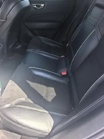 VOLVO XC60 2019