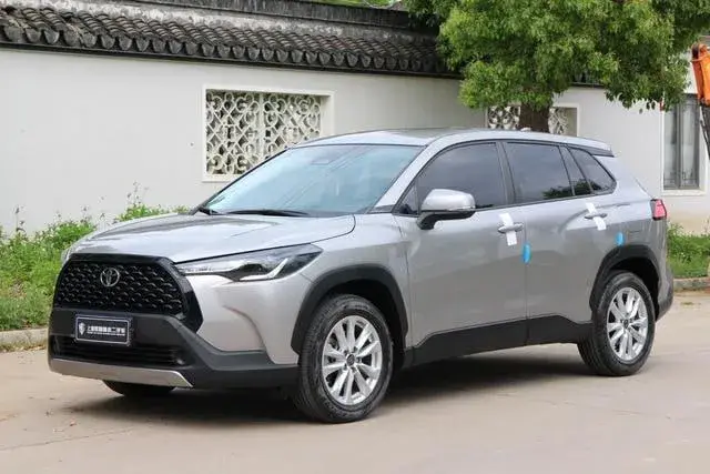 TOYOTA COROLLA 17-ДЮЙМОВЫЕ ЛЕГКОСПЛАВНЫЕ ДИСКИ 2023