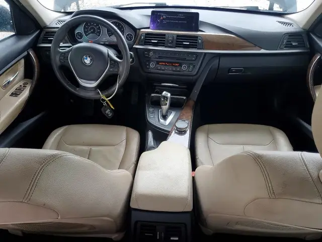 BMW 328 I 2015