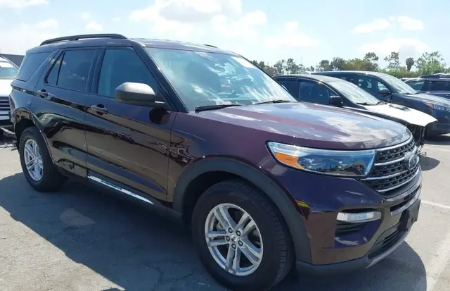 FORD EXPLORER XLT 2023