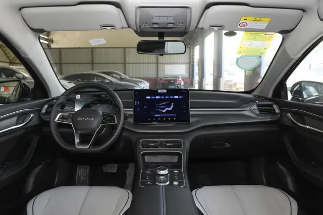 BYD DESTROYER LUXURY 2025