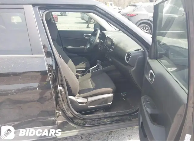 HYUNDAI VENUE SE 2024