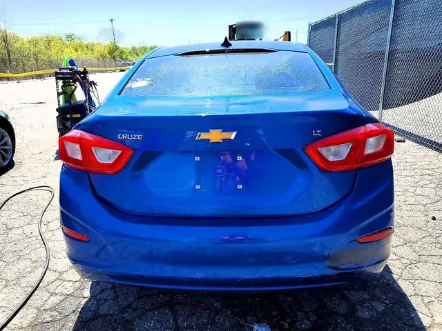 CHEVROLET CRUZE LT 2017