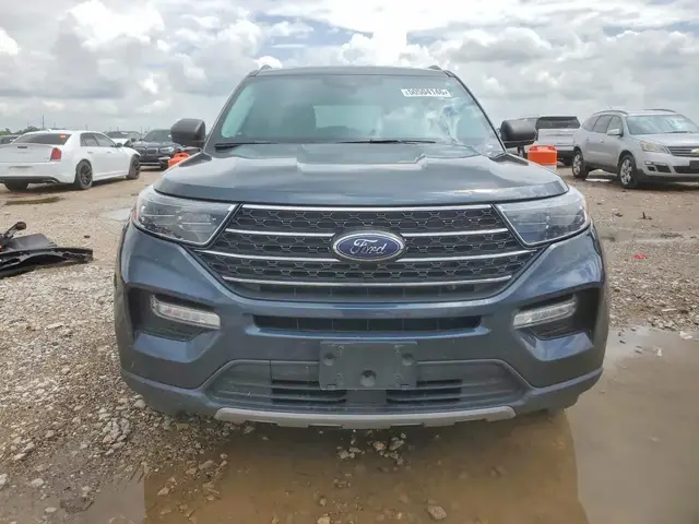 FORD EXPLORER XLT 2022