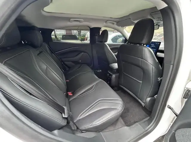 FORD E300 LUXURY 2021