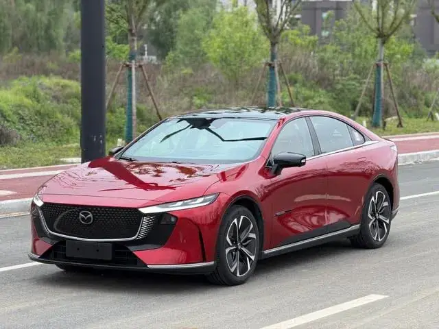 MAZDA EZ-6 2024