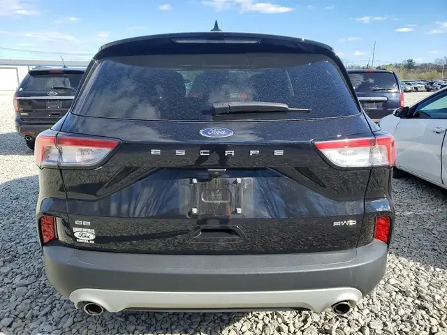 FORD ESCAPE SE 2022