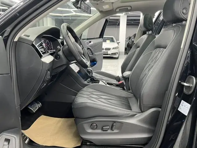VOLKSWAGEN TIGUAN L 2021