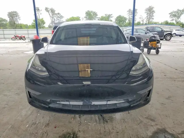 TESLA MODEL 3 LONG RANGE 2019