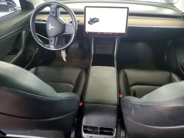 TESLA MODEL 3 LONG RANGE 2019