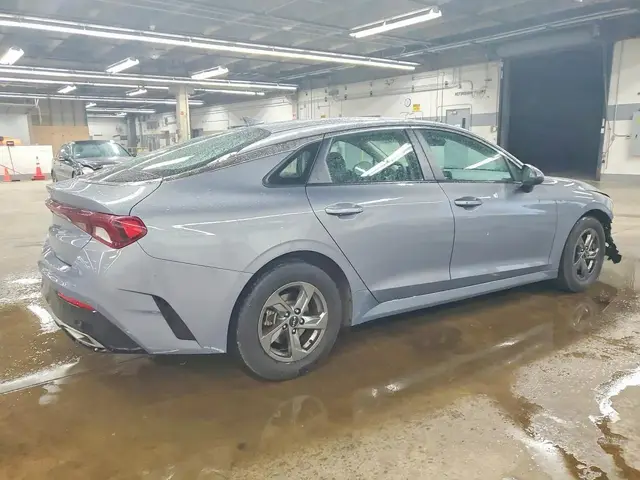 KIA K5 LXS 2023