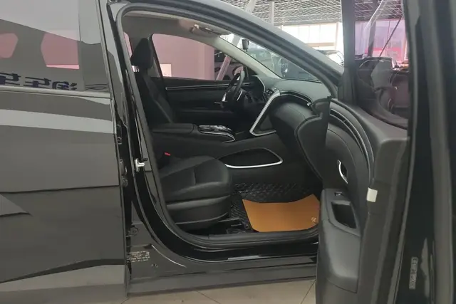HYUNDAI TUCSON L 2023