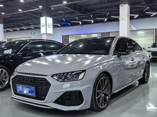 AUDI A4L 2022