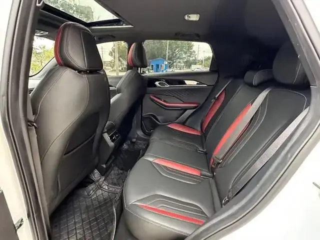 GEELY BINYUE 2022