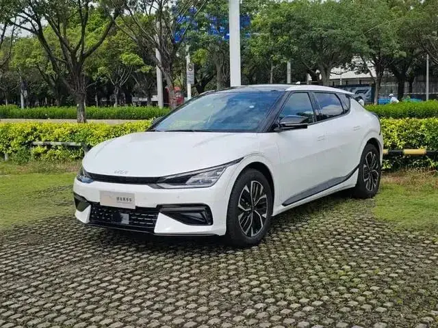 KIA EV6 2023