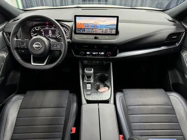 NISSAN QASHQAI LUXURY 2023