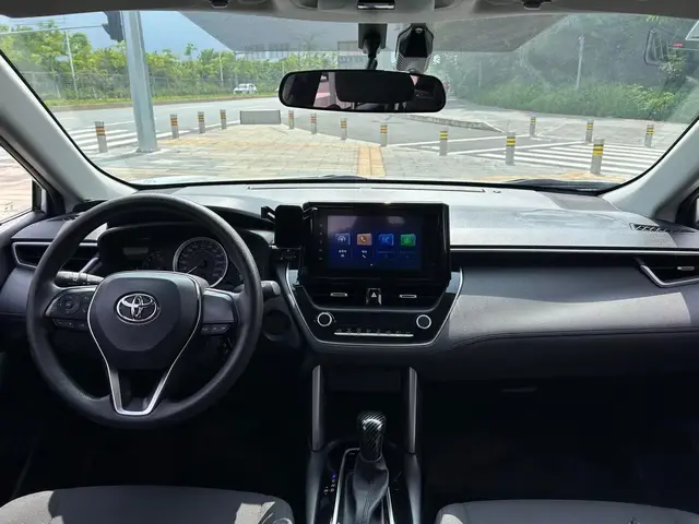 TOYOTA FRONTLANDER ELITE 2022