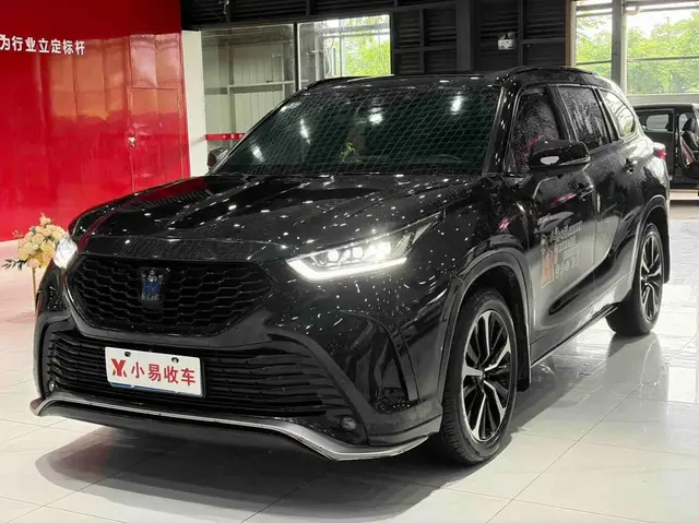 TOYOTA CROWN KLUGER LUXURY 2021