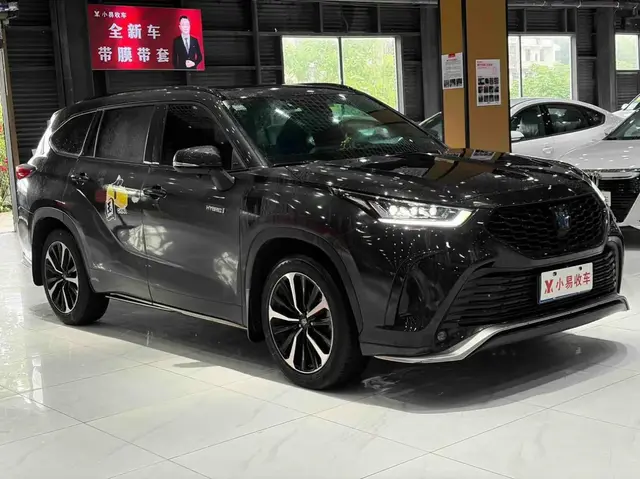 TOYOTA CROWN KLUGER LUXURY 2021