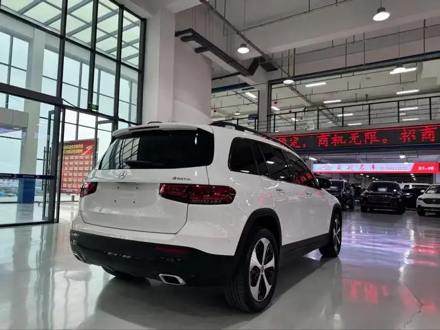 MERCEDES-BENZ GLB 220 4MATIC 2022