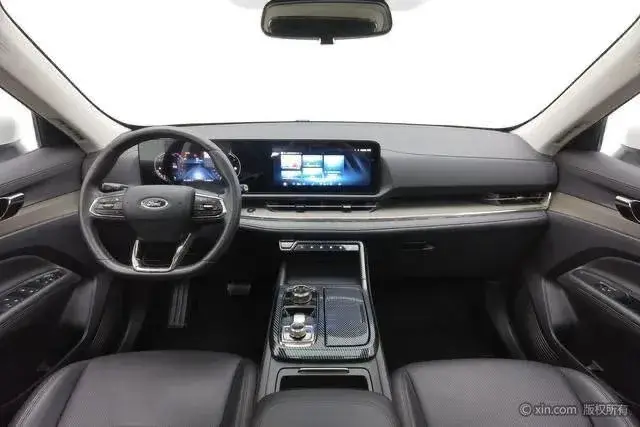 FORD EQUATOR SPORT 170 PLATINUM EDITION 2022