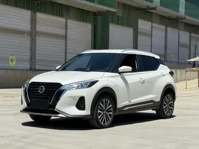 NISSAN KICKS 2022