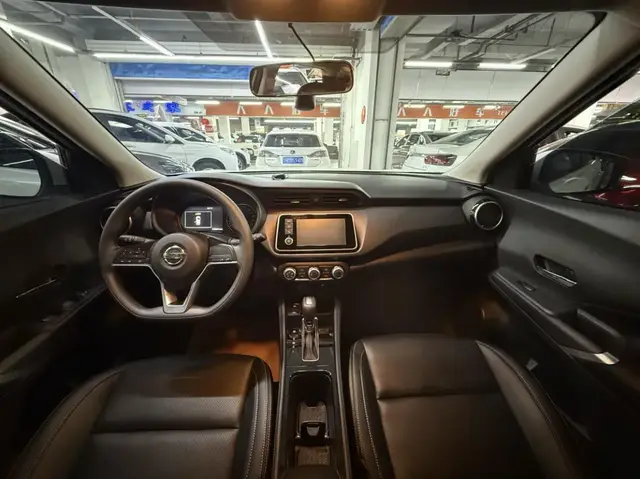 NISSAN KICKS 2022