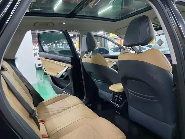 GEELY BOYUE L PREMIUM 2023