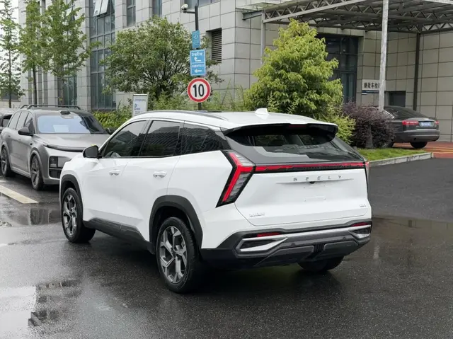 GEELY BOYUE L PREMIUM 2023