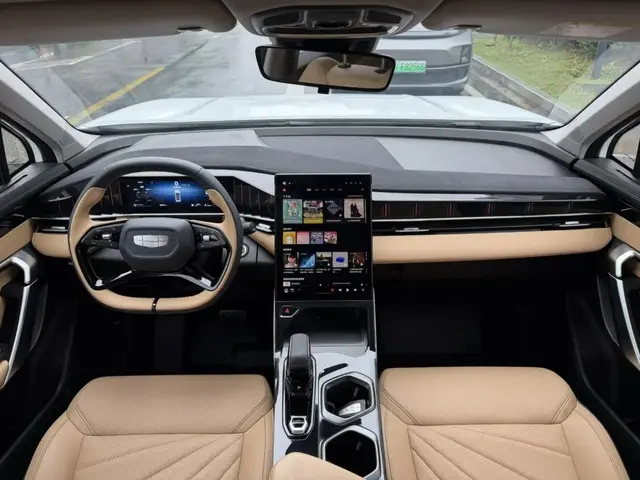 GEELY BOYUE L PREMIUM 2023