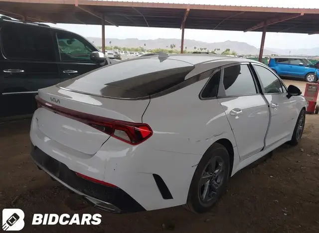 KIA K5 LXS 2022
