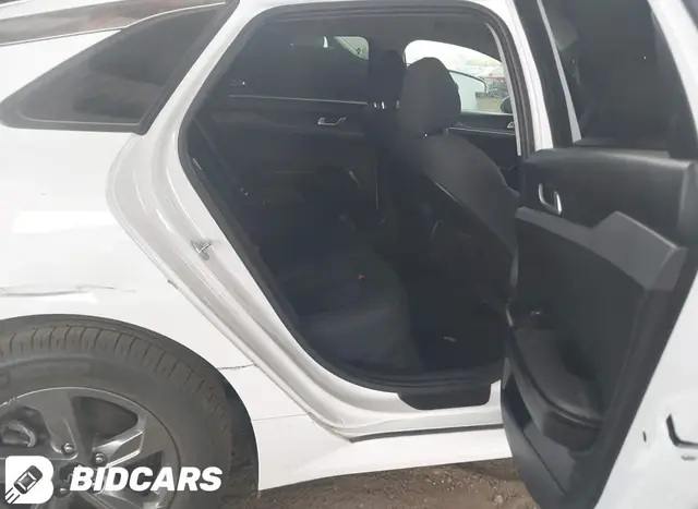 KIA K5 LXS 2022
