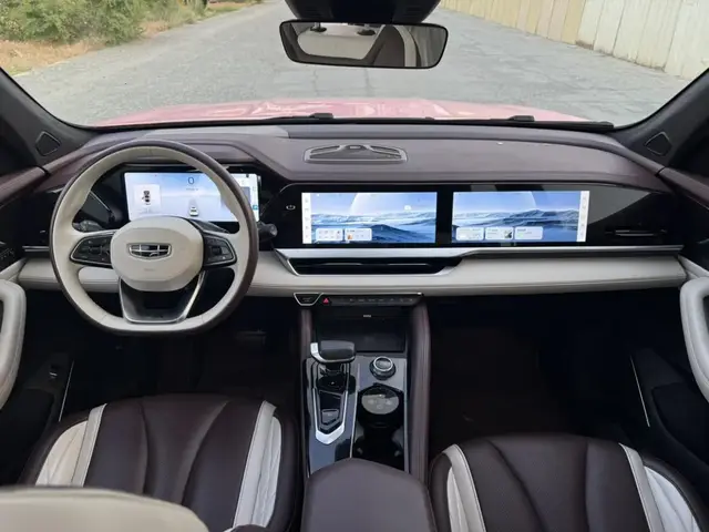 GEELY XINGYUE L PREMIUM 2021