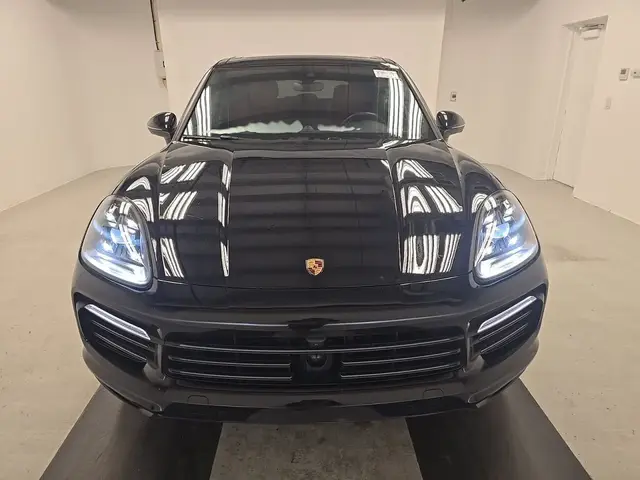 PORSCHE CAYENNE PLATINUM EDITION 2023