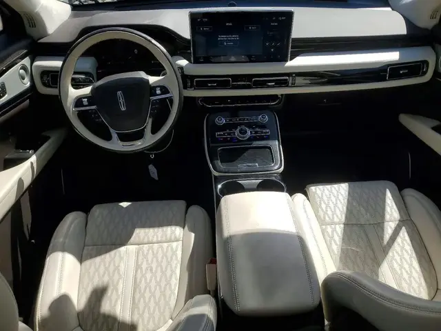 LINCOLN NAUTILUS BLACK LABEL 2023