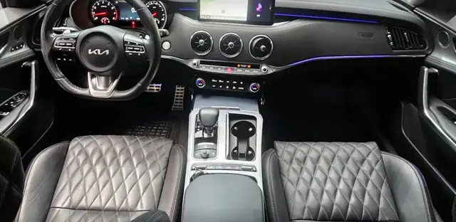 KIA STINGER MEISTER 2022