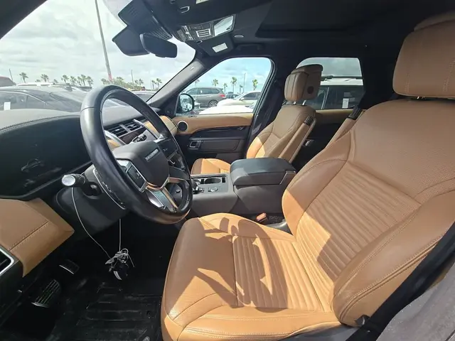 LAND ROVER DISCOVERY R-DYNAMIC S 2023