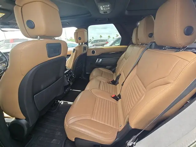 LAND ROVER DISCOVERY R-DYNAMIC S 2023